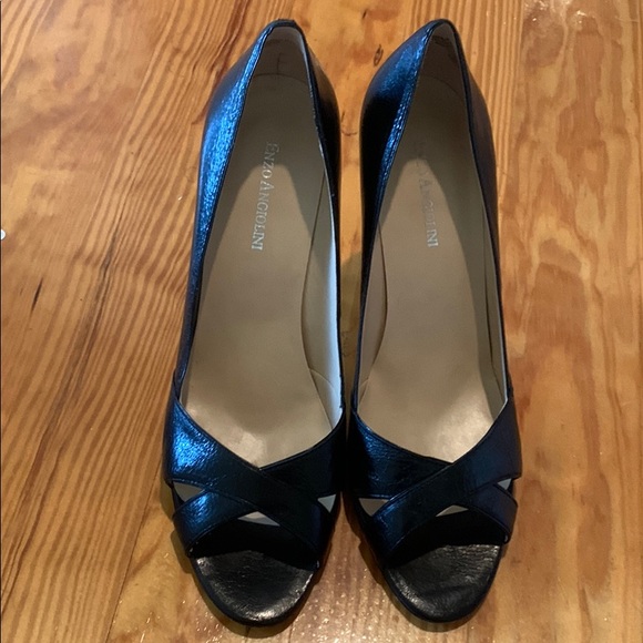 Enzo Angiolini Shoes - EUC.  Black peep toe pumps